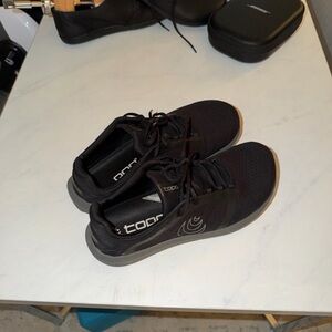 Topo Athletic Men’s Black Athletic Shoes